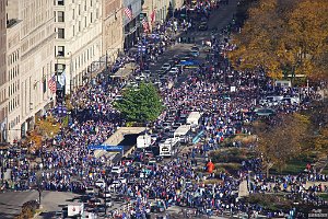 2016_11_04_ChicagoCubsParadeDay - 11